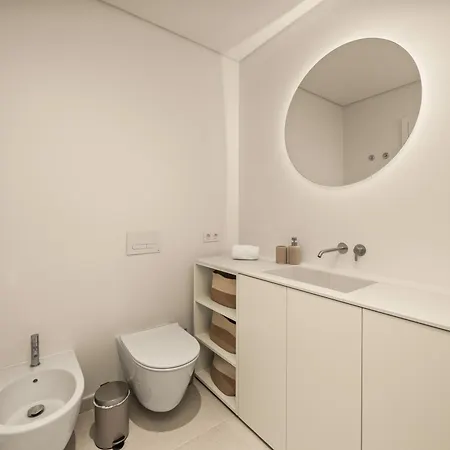 Apartament Beachfront 2 Bedroom In *